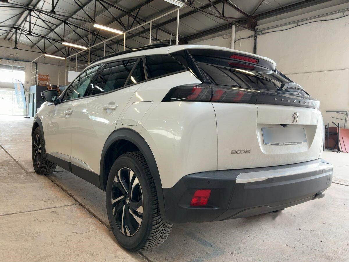 Peugeot 2008 PureTech 100 S&S Allure Pack- bianco perla