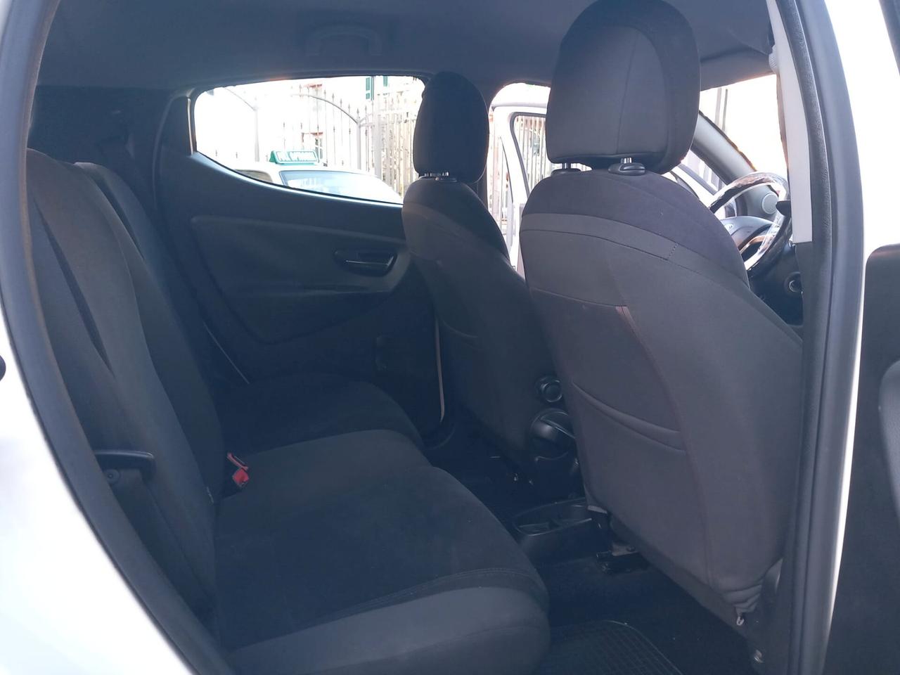 Lancia Ypsilon 5 Porte Full Optional