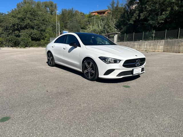 MERCEDES-BENZ CLA 180 Spot CLA 180 D