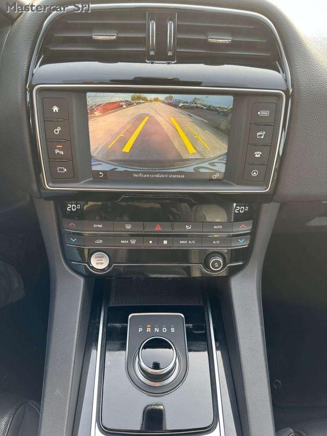 JAGUAR F-Pace F-Pace 2.0d Prestige awd 180cv auto my18- FR055SE