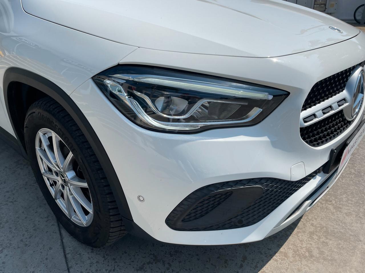 Mercedes-benz GLA 180 GLA 180 d Automatic Business