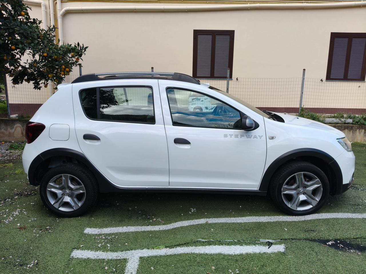 Dacia Sandero Stepway 1.5 DCI 90CV FINE2017