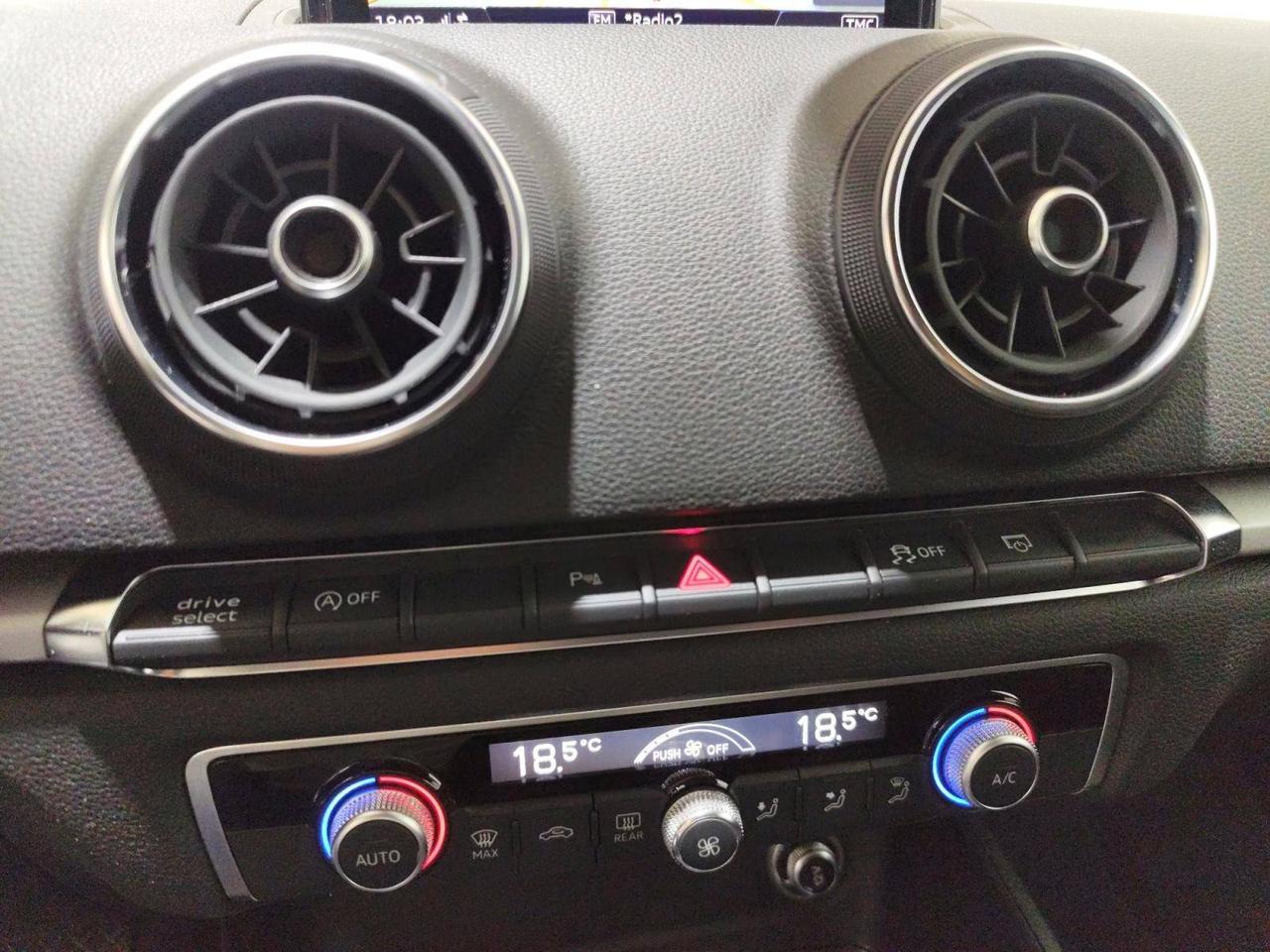 Audi A3 Sportback 30 1.5 g-tron Business 131cv