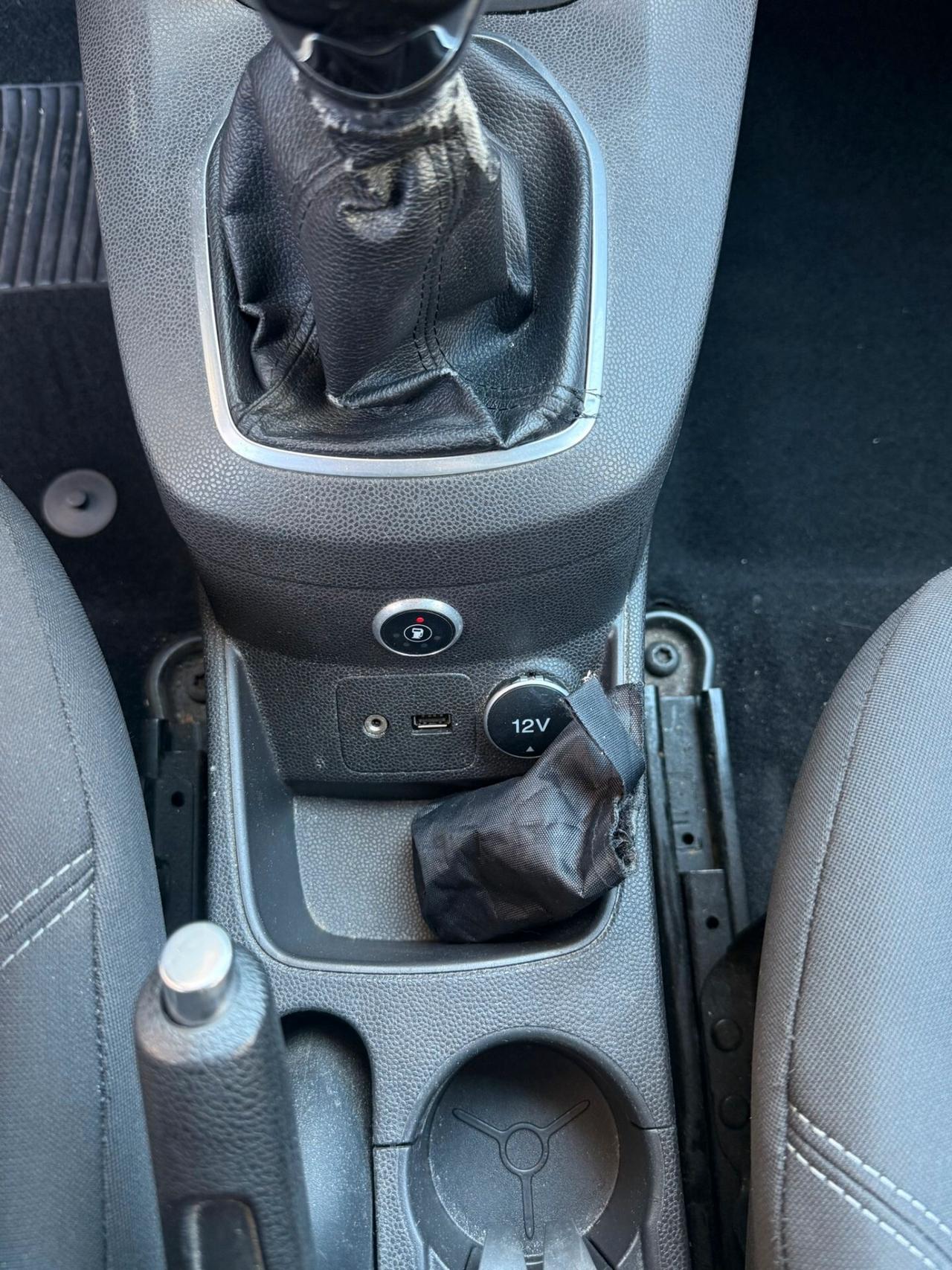 Ford Fiesta 1.4 5p. Bz.- GPL Titanium