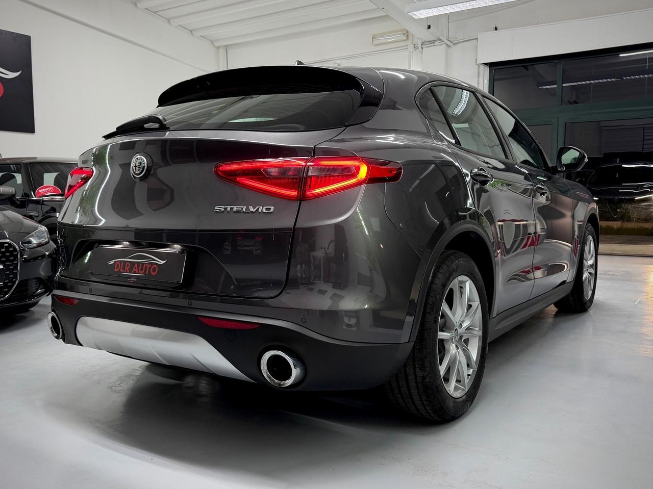 Alfa Romeo Stelvio 2.2 Turbodiesel 190 CV AT8 RWD Executive