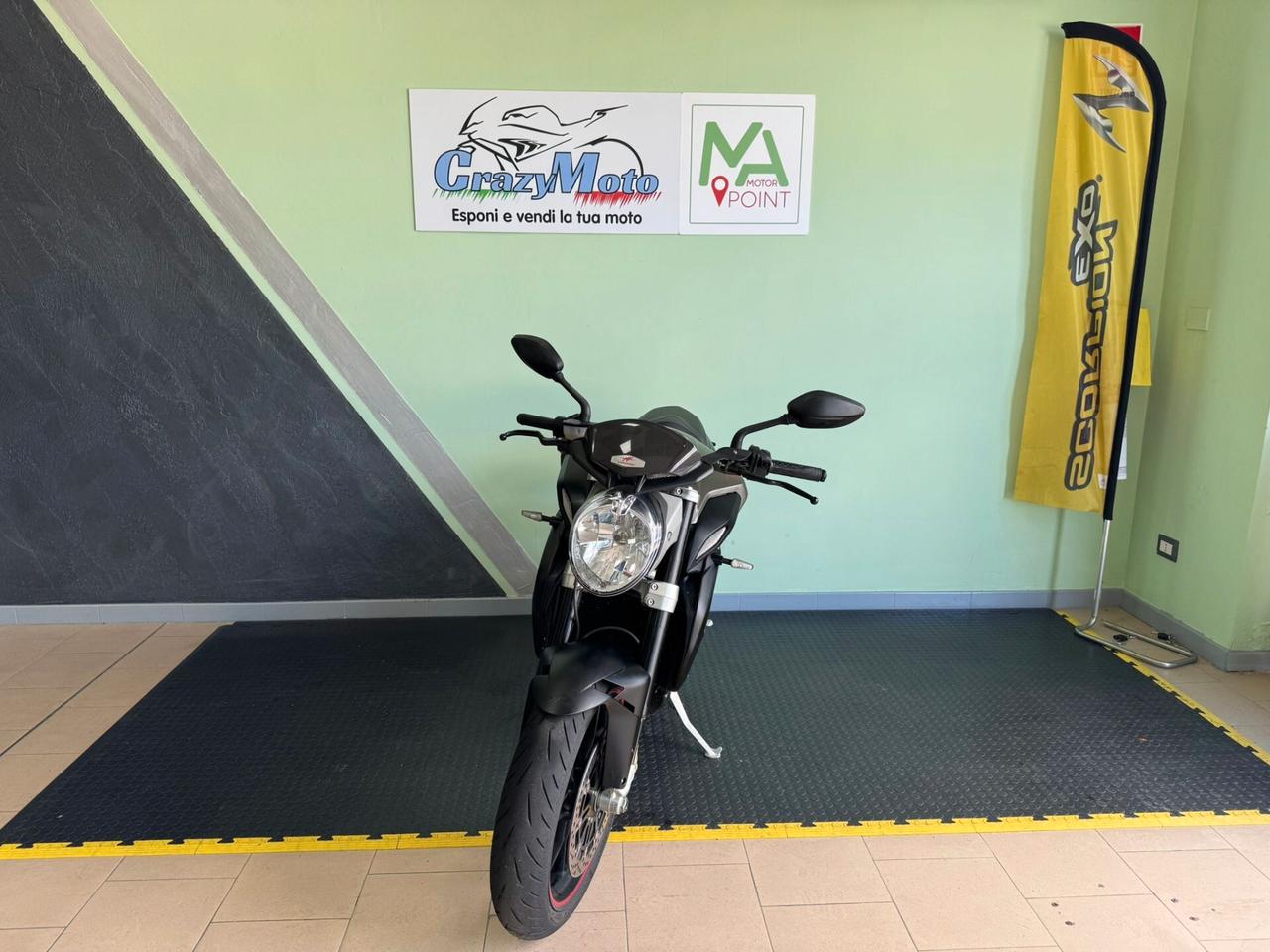 Mv Agusta Brutale 675