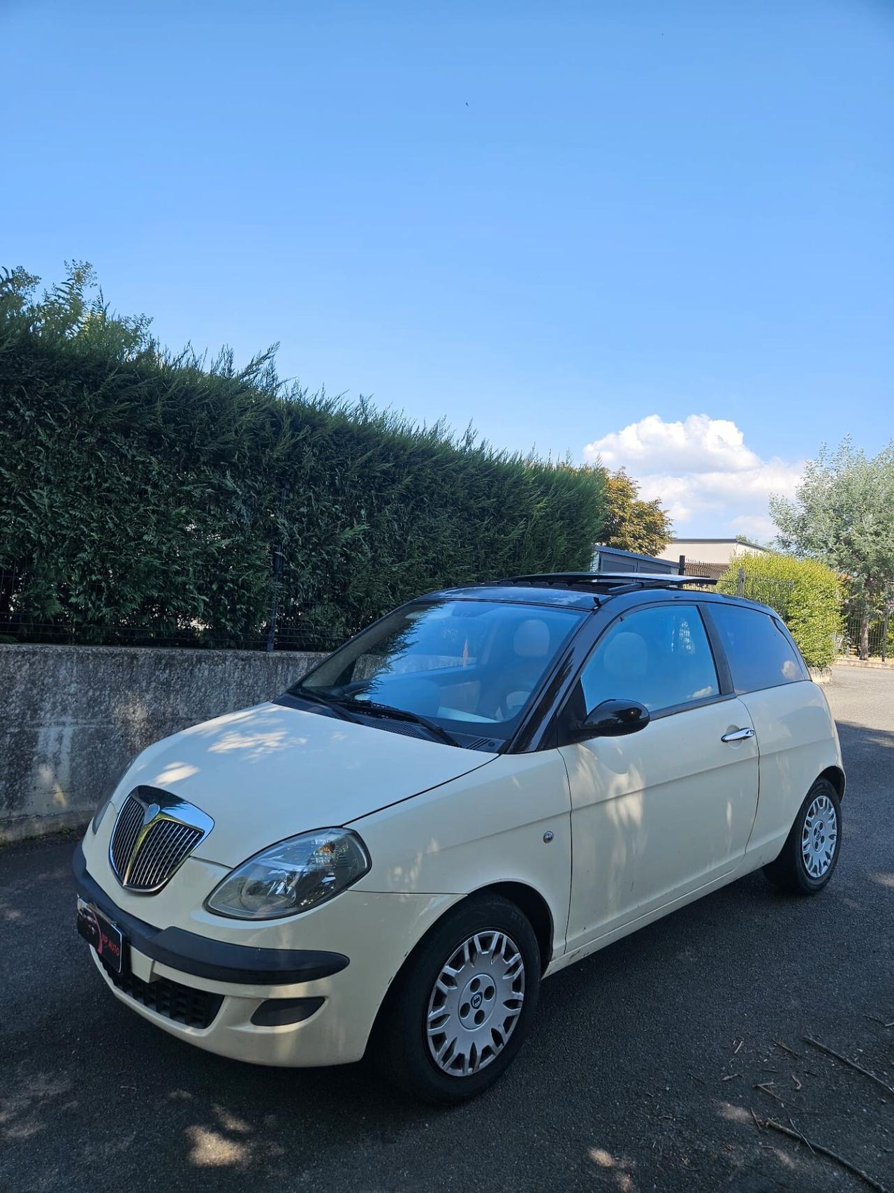 Lancia Ypsilon 1.3 Multijet NEOPATENTATI