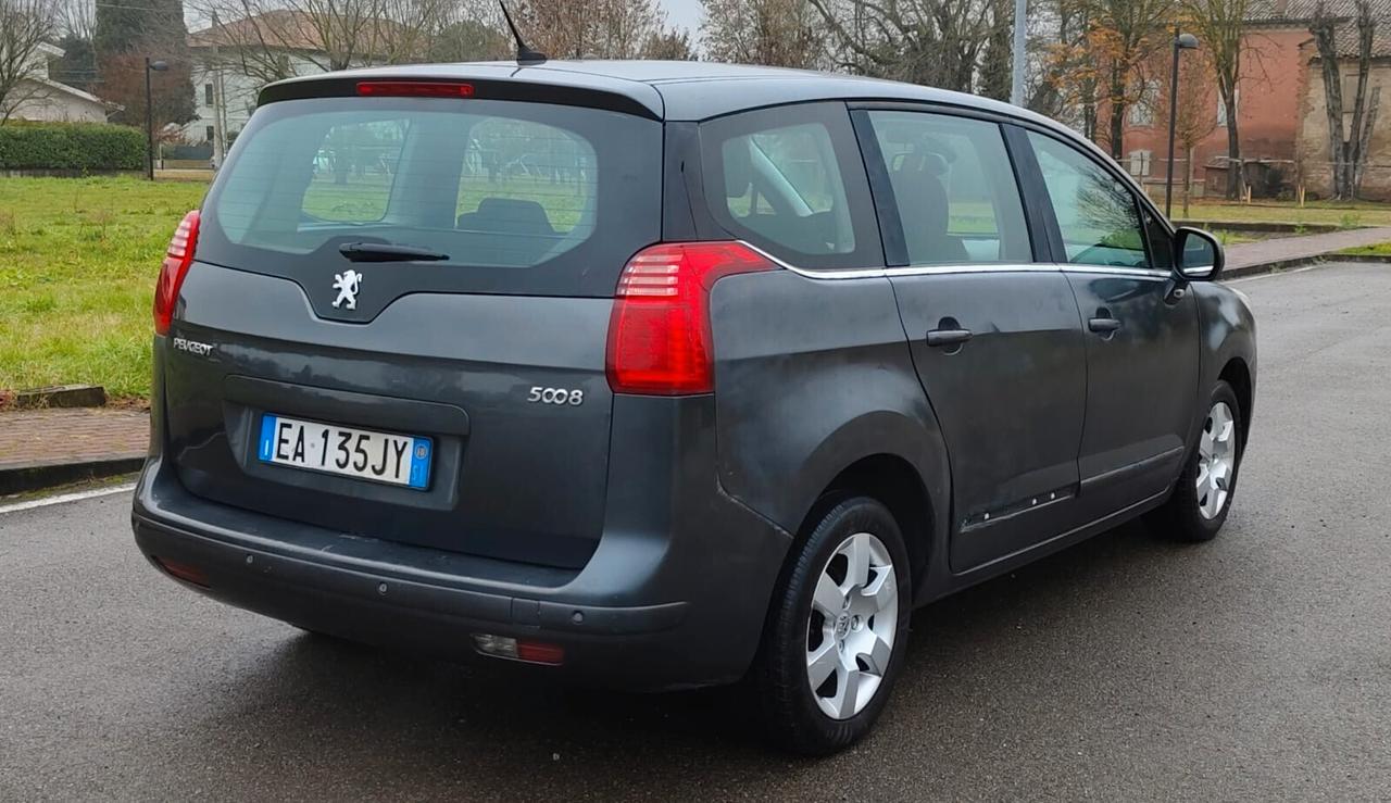 Peugeot 5008 1.6 HDi 110CV Business