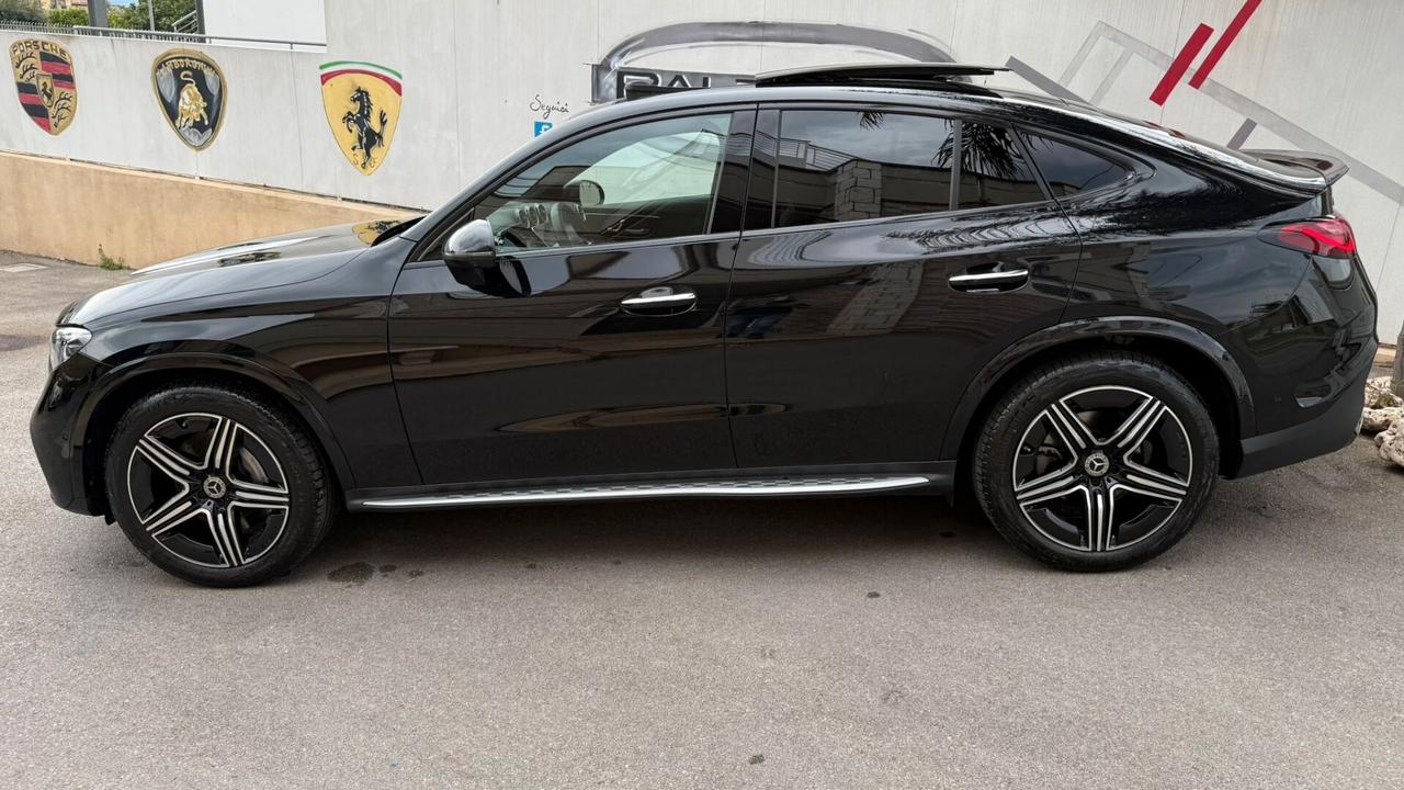 MERCEDES GLC 220d Coupé 2024 MILD HYBRID AMG LINE PREMIUM PLUS