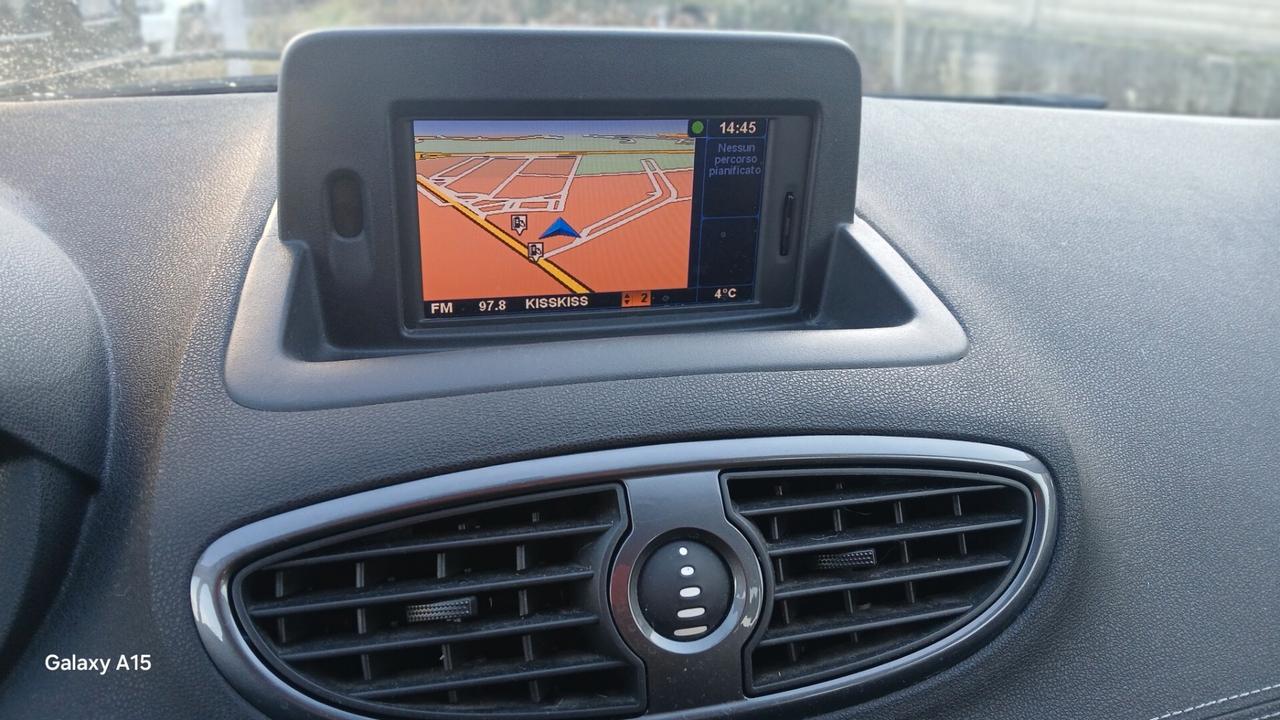 Renault Clio 1.2 16V 5 porte Dynamique