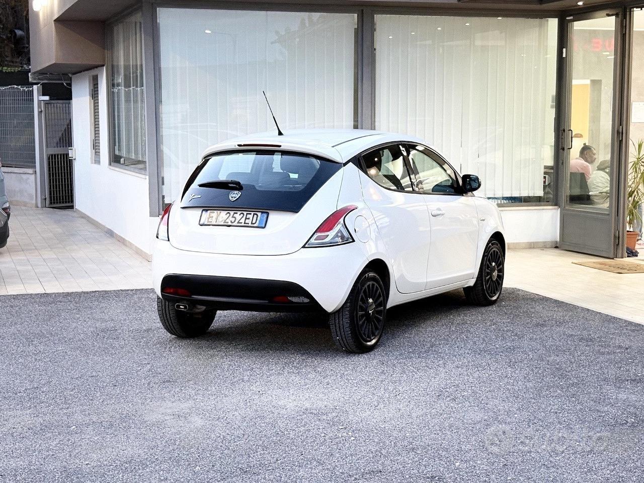 Lancia Ypsilon 1.2 Gpl 69CV E6 Neo - 2014