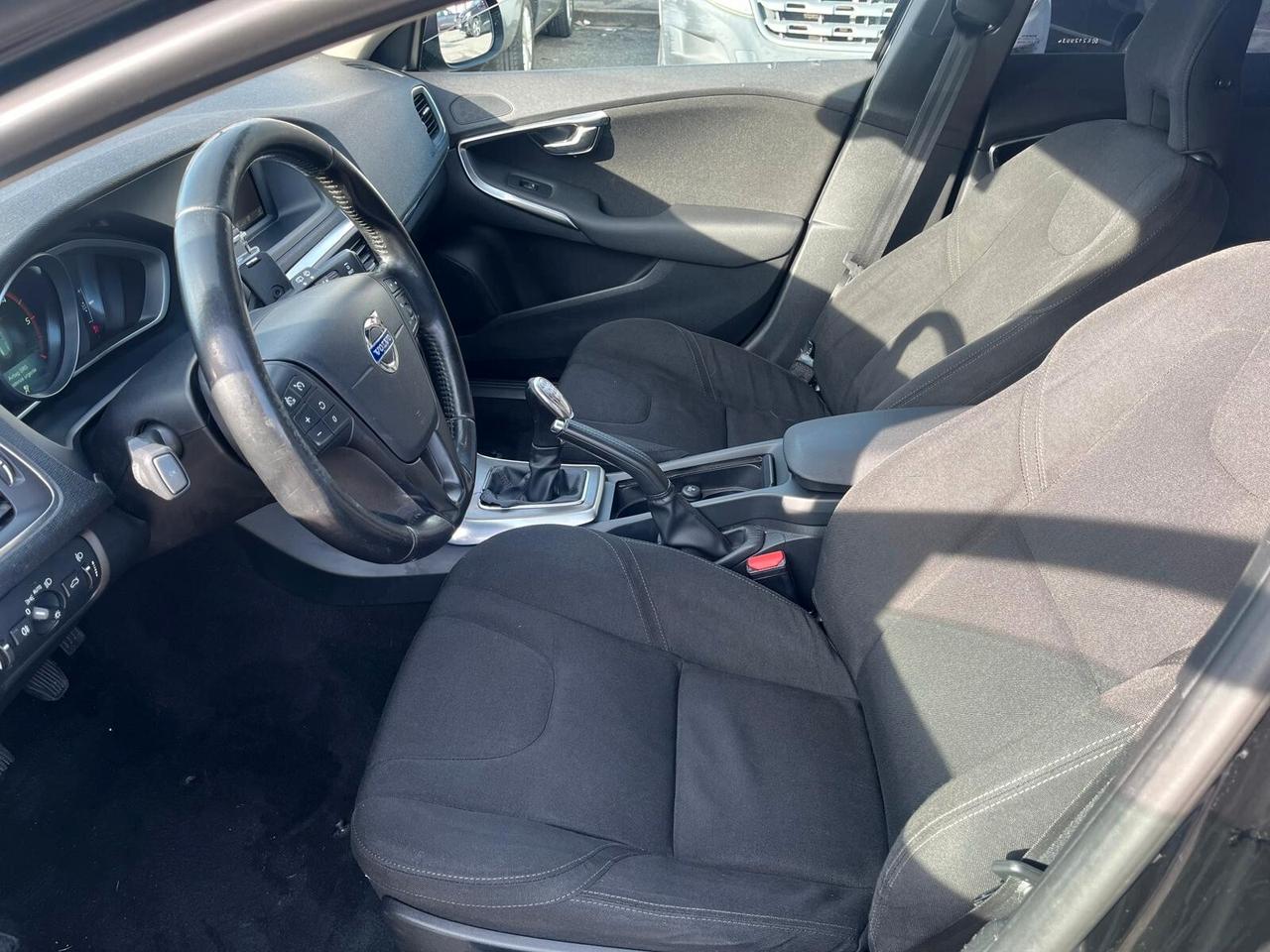 Volvo V40 D2 1.6