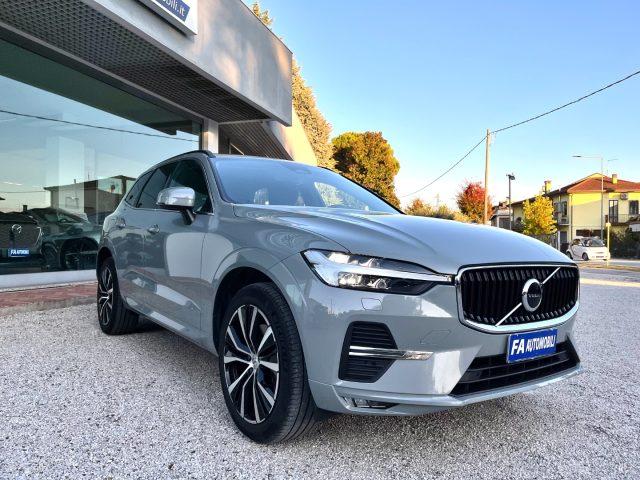 VOLVO XC60 B4 (d) automatico Core