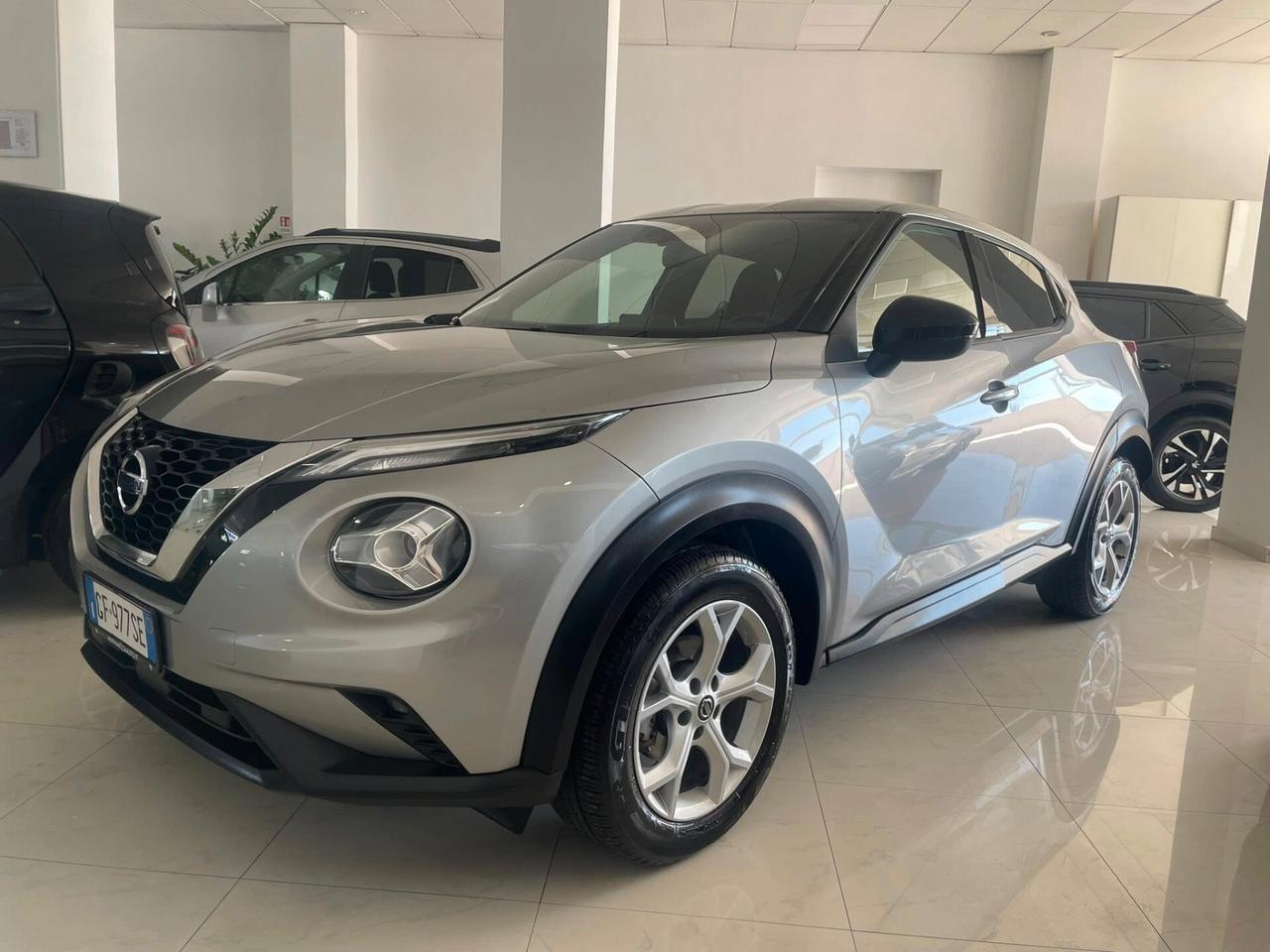 Nissan Juke 1.0 DIG-T 114 CV N-Connecta