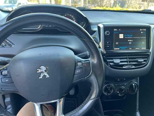 Peugeot 208 Allure Blue HDI 75