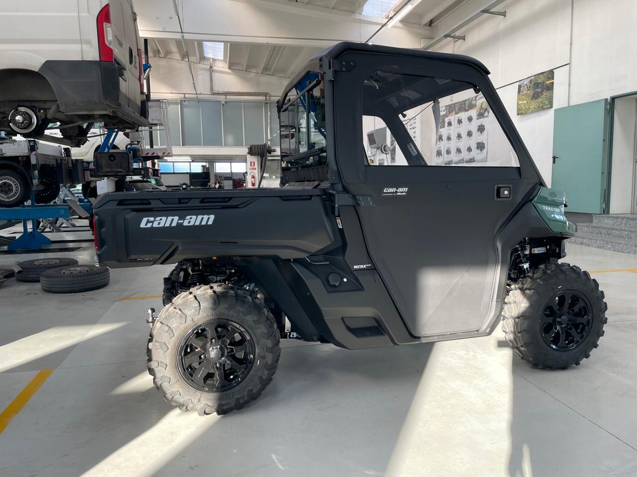 Can Am Traxter HD7