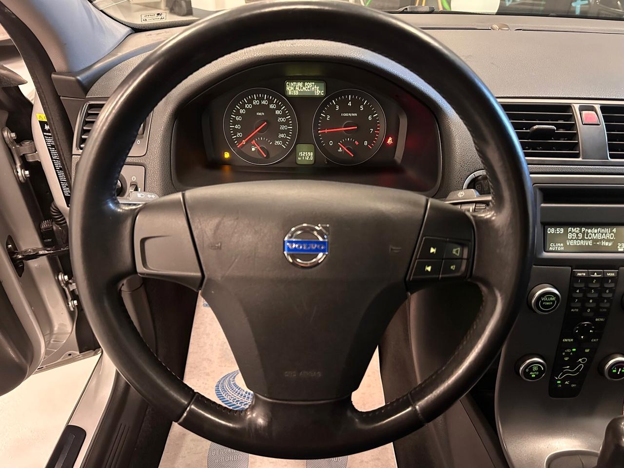 VOLVO S 40 BERLINA 1.6 BENZINA