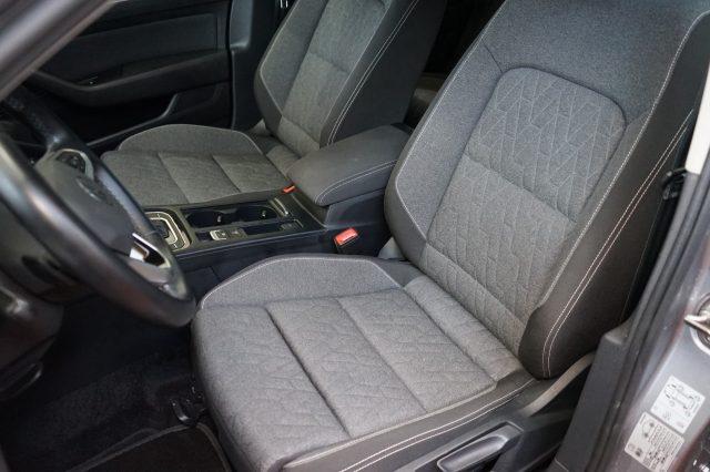 VOLKSWAGEN Passat Variant 2.0 TDI SCR EVO DSG Business