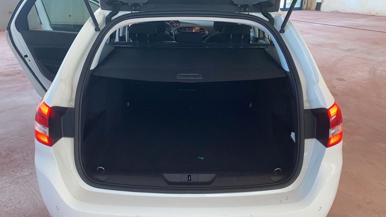 Peugeot 308 BlueHDi 100 S&S SW Active