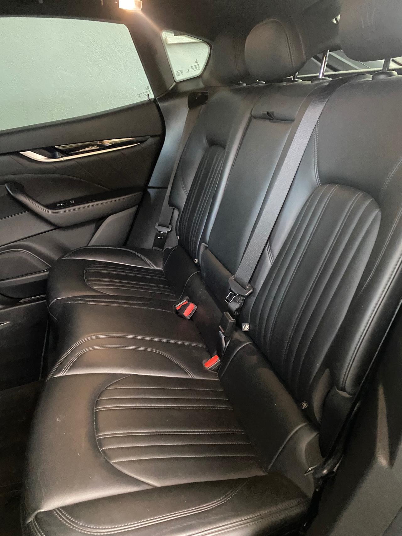 Maserati Levante 3.0 V6 Granlusso 275cv auto my20