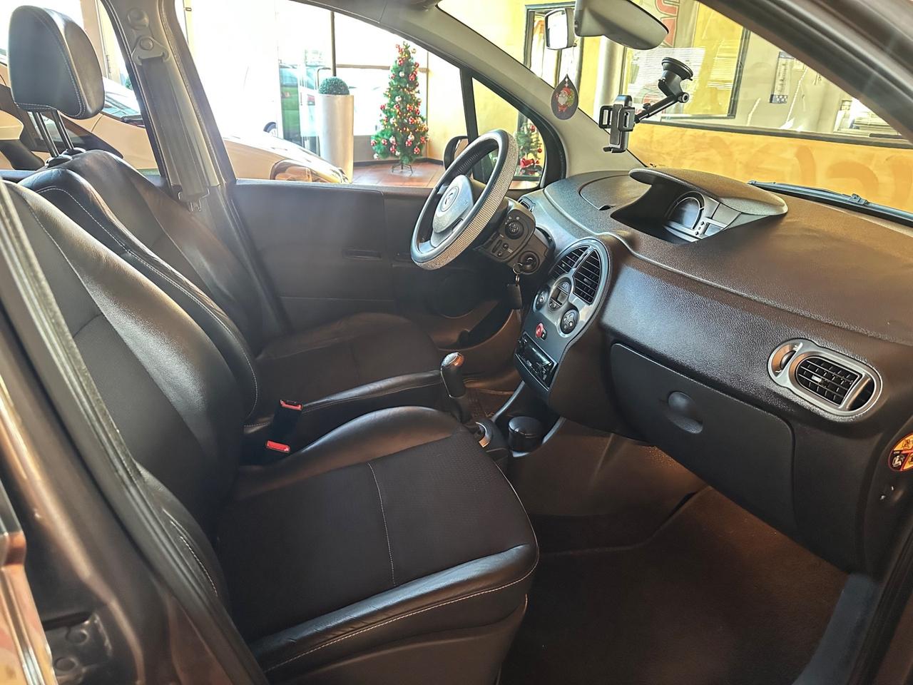 Renault Modus Grand 1.2 16V TCE Live