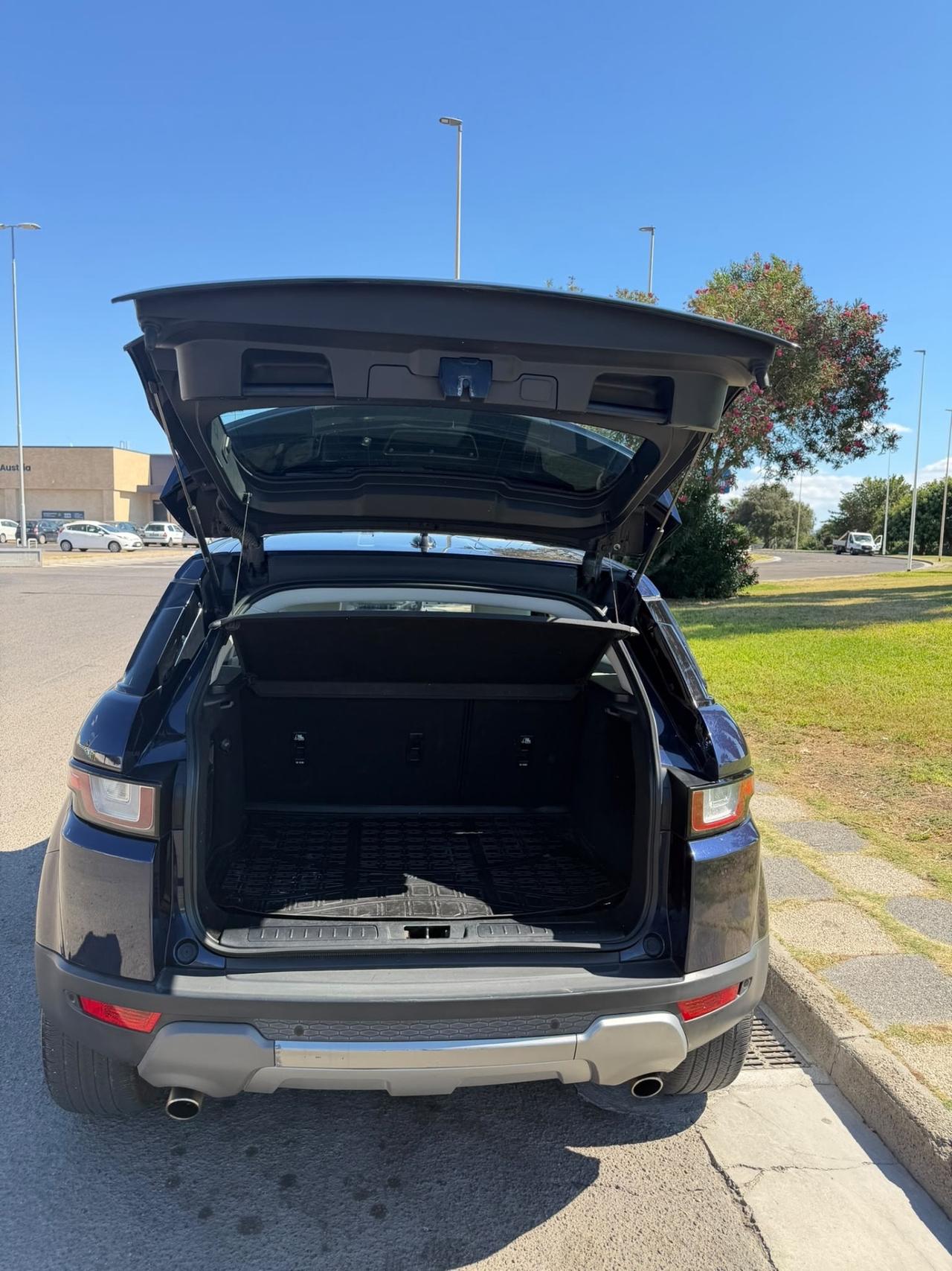 Range Evoque 2.0 Diesel- Anche Permuta- Tagliandata