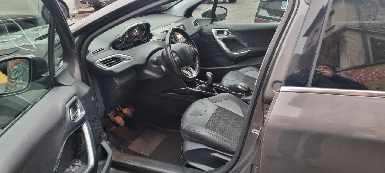 Peugeot 2008 PureTech Turbo 110 S&S Black Matt