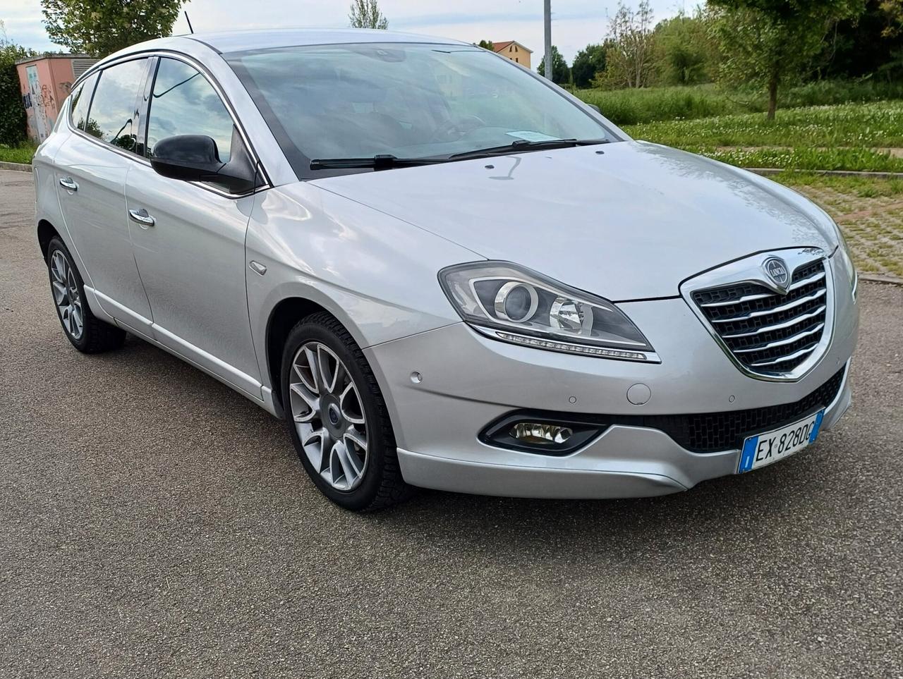 Lancia Delta 1.6 MJT DPF Gold