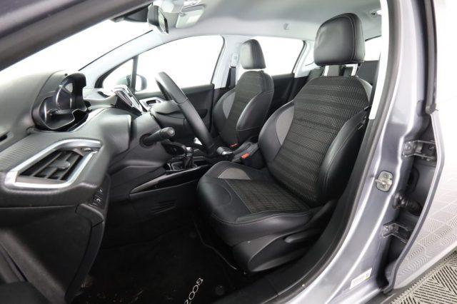 PEUGEOT 2008 2008 BlueHDi 100 S&S Allure