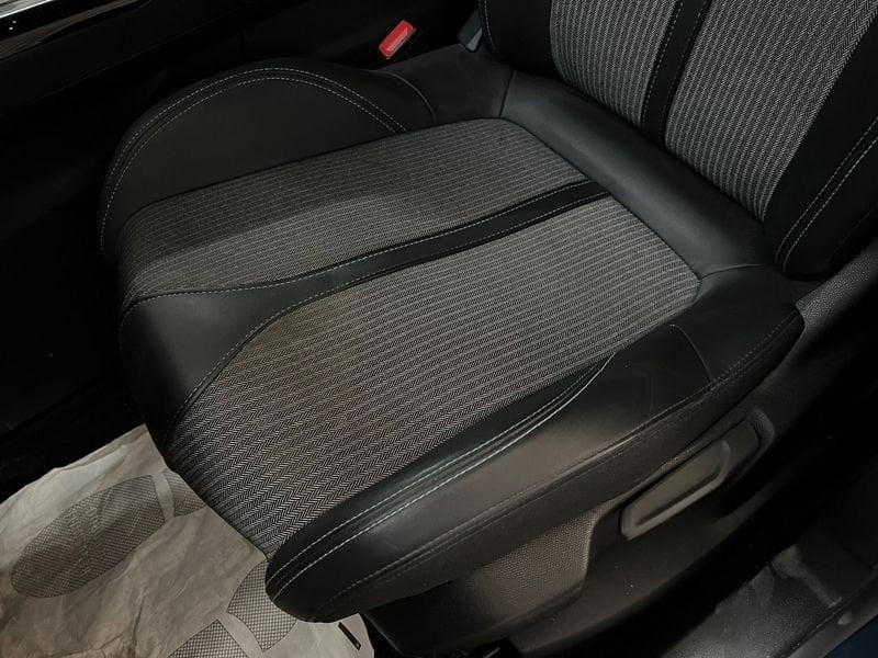 Peugeot 3008 3008 BlueHDi 130 S&S EAT8 Allure Pack