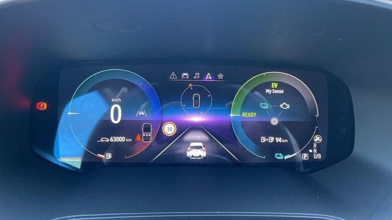 Renault Captur 1.6 E-TECH Plug-in Hybrid 160cv Rive Gauche 1.6 E-TECH Plug-in Hybrid 160cv Initiale Pa