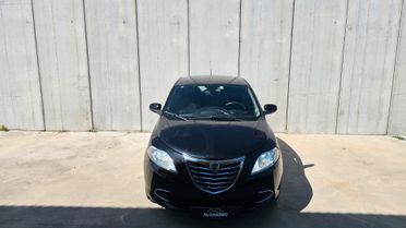 Lancia Ypsilon 0.9 TwinAir 85 CV 5 porte S&S Platinum