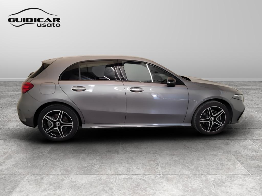 Mercedes-Benz Classe A - W177 2023 - A 250 e phev AMG Line Advanced Plus auto