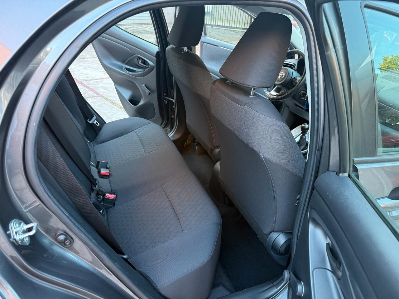 Toyota Yaris 1.0 5 porte Active