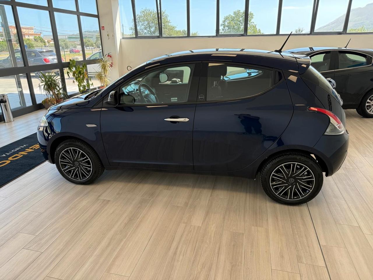 Lancia Ypsilon 1.0 Hybrid Ecochic Gold 5 porte S&S Firefly
