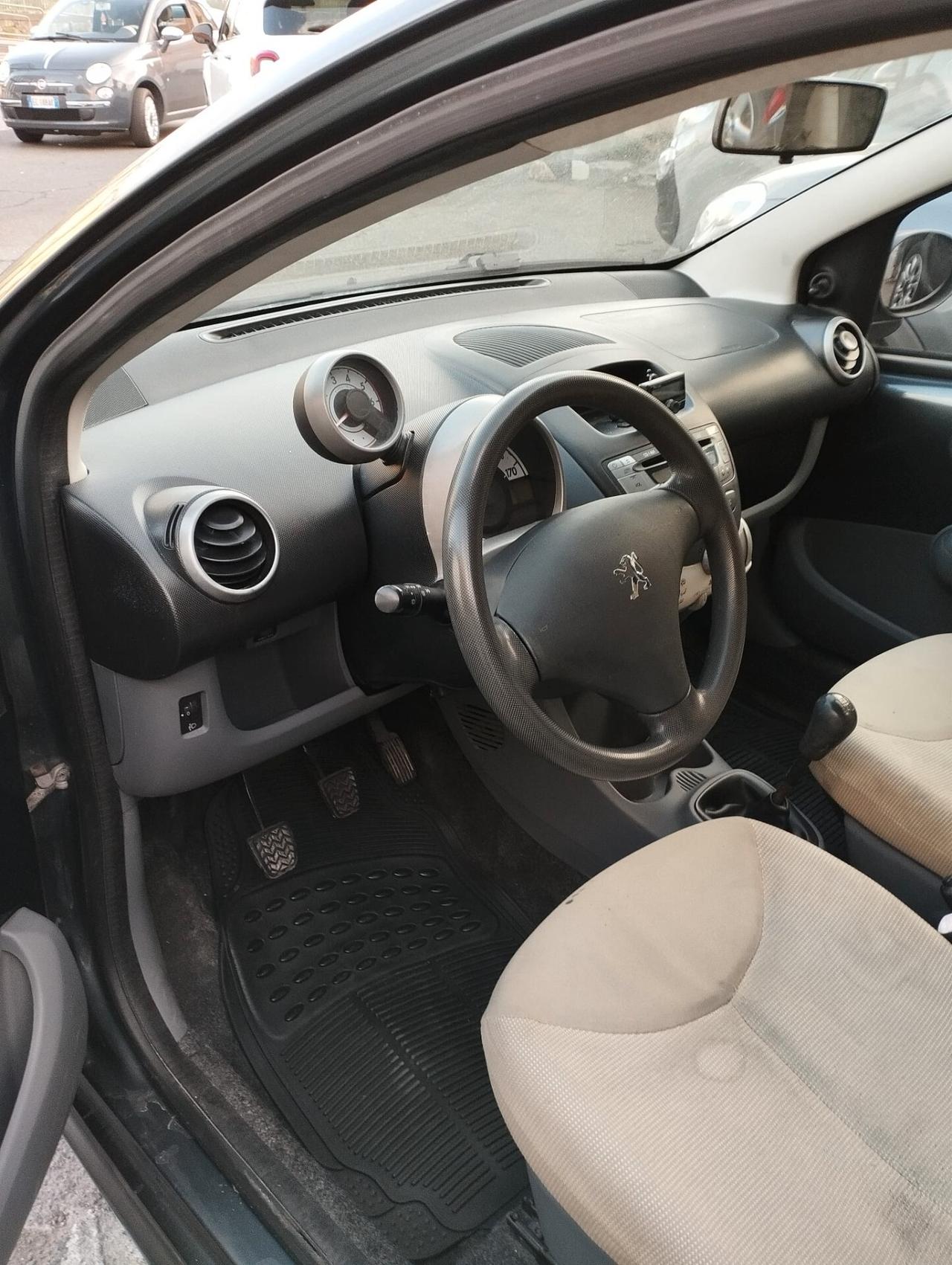 Peugeot 107 1.4 HDi 5p. Sweet Years