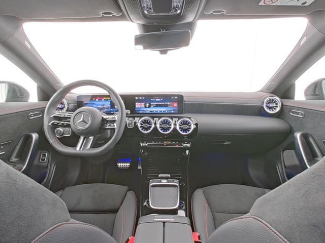MERCEDES-BENZ CLA 180 Automatic AMG Line Advanced Plus