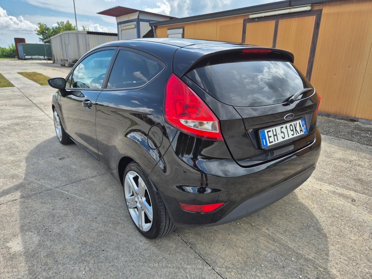 Ford Fiesta 1.4 TDCi 70CV 3 porte