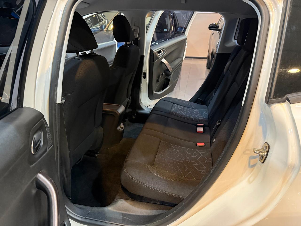 Peugeot 2008 1.6 e-hdi 8v Allure GARANZIA 12 MESI !