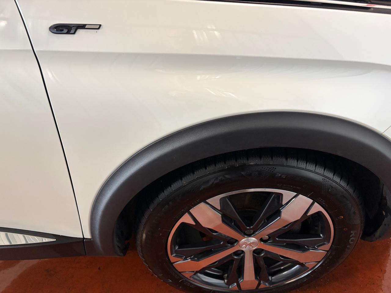 Peugeot 3008 BlueHDi 180 S&S EAT8 GT LED