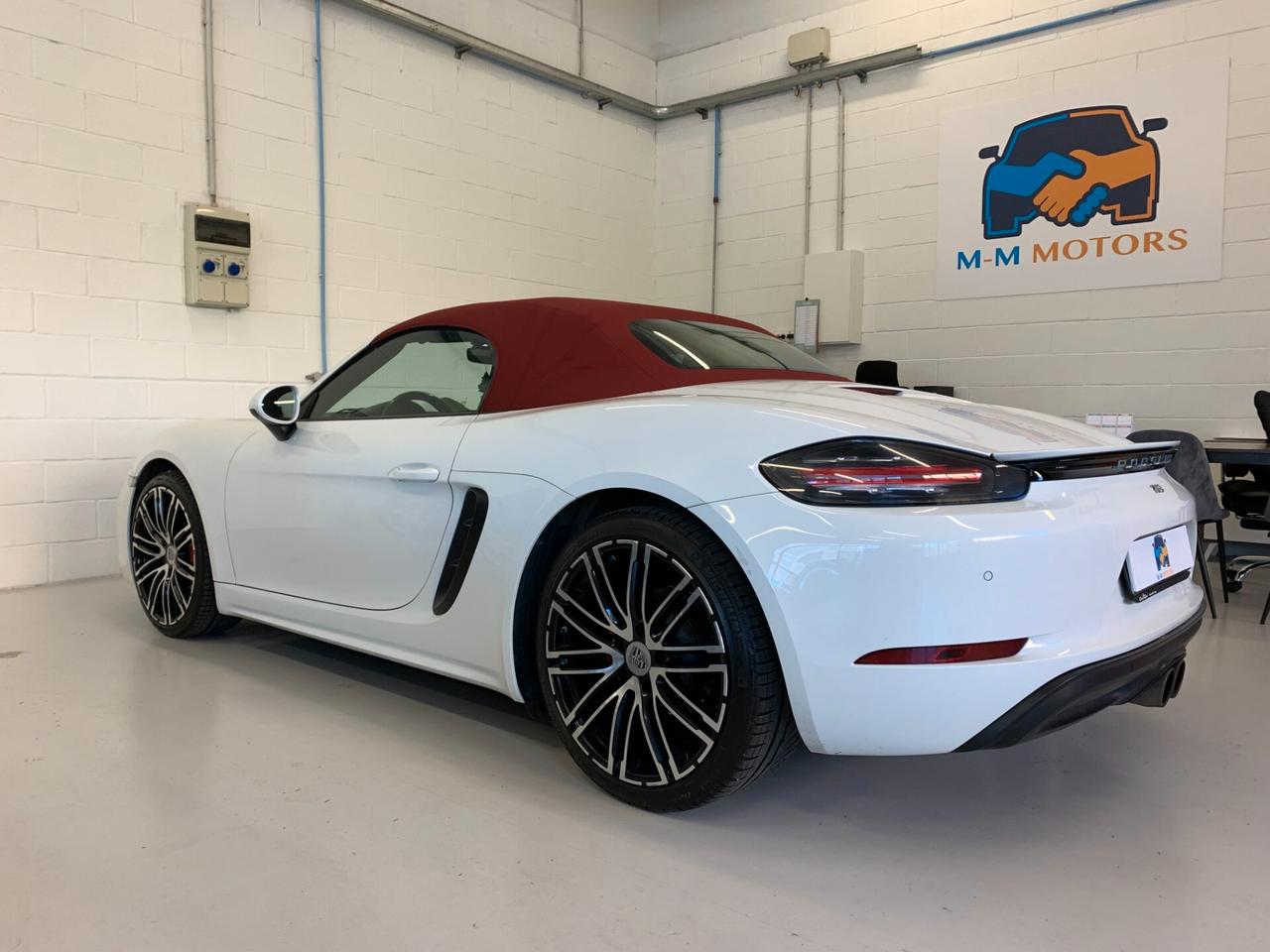 Porsche 718 Spyder Boxster 2.0