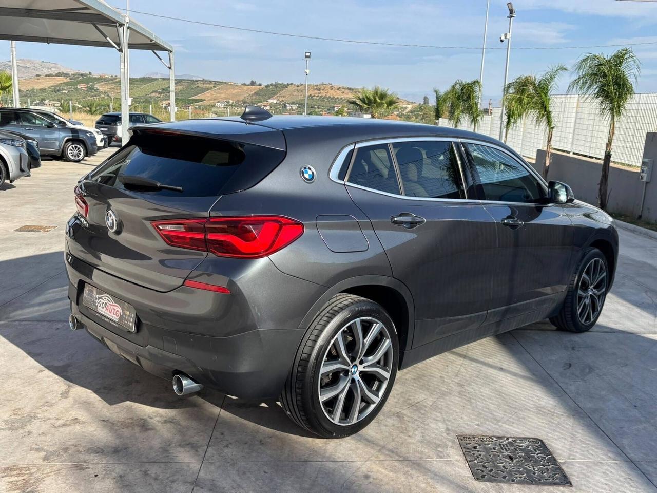 Bmw X2 xDrive20d sport •*•*•*