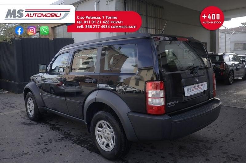 Dodge Nitro Dodge Nitro 2.8 CRD DPF SE 4WD 130KW ANNO 2008