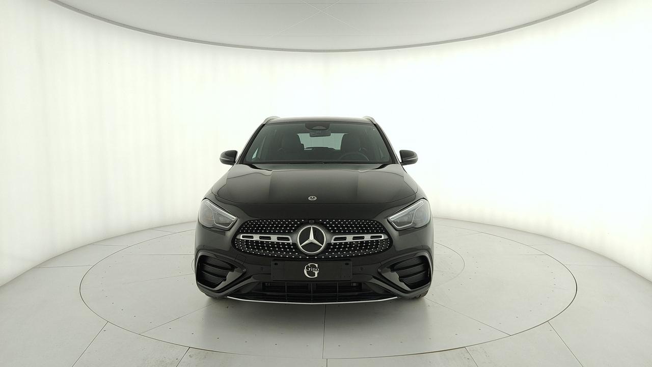 Mercedes-Benz GLA 200 d automatic