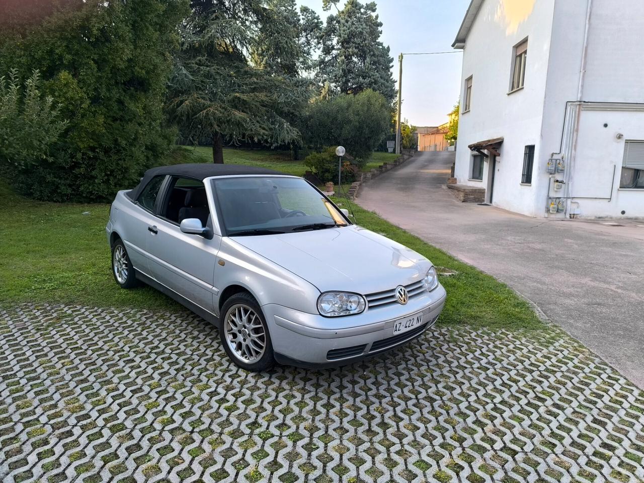 Volkswagen Golf Cabriolet 1.6 cat 3 porte Highline