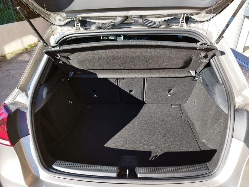 Mercedes-Benz Classe A A 180 d Automatic Premium