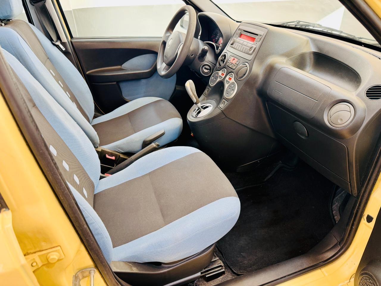Fiat Panda 1.2 Dynamic 60Cv AUTOMATICA / Tetto Apribile