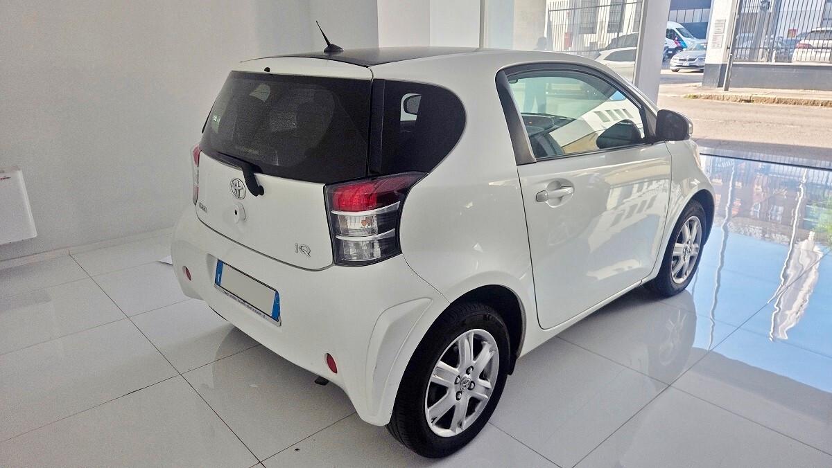 Toyota iQ 1.0 CVT Sol