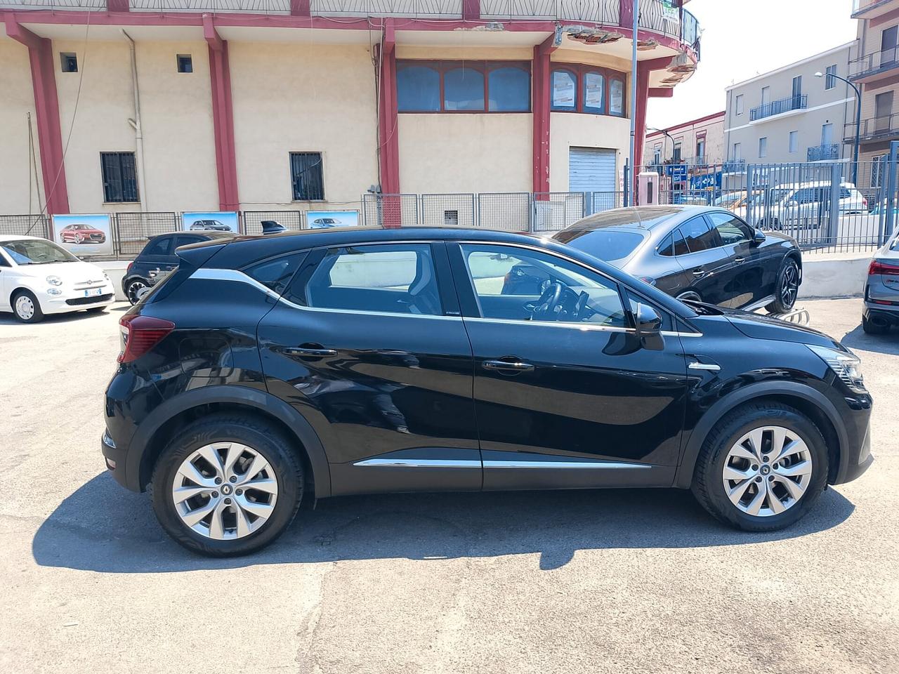 Renault Captur Plug-in Hybrid E-Tech 160 CV Initiale Paris