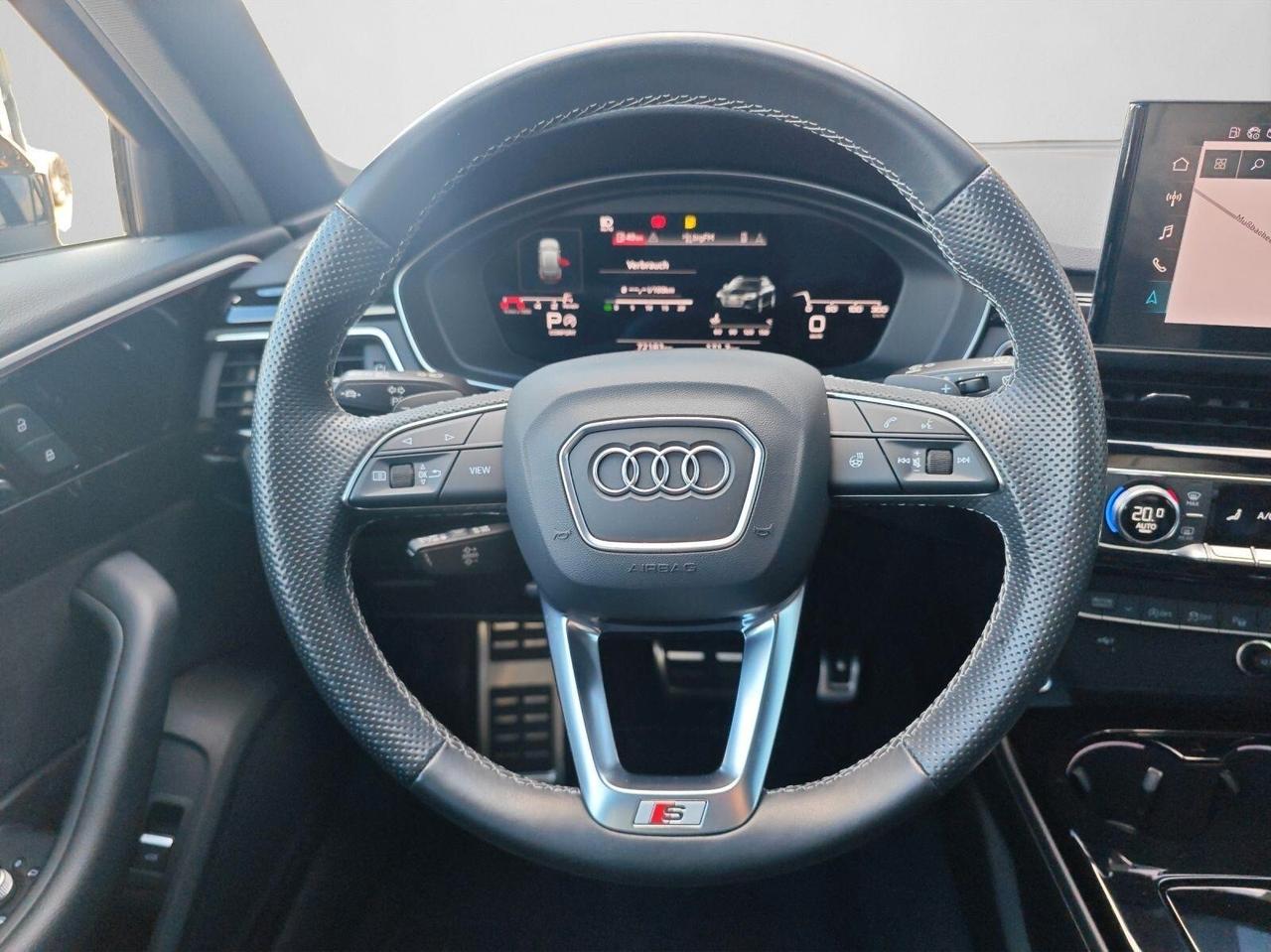 Audi A4 40 TFSI S tronic line edition